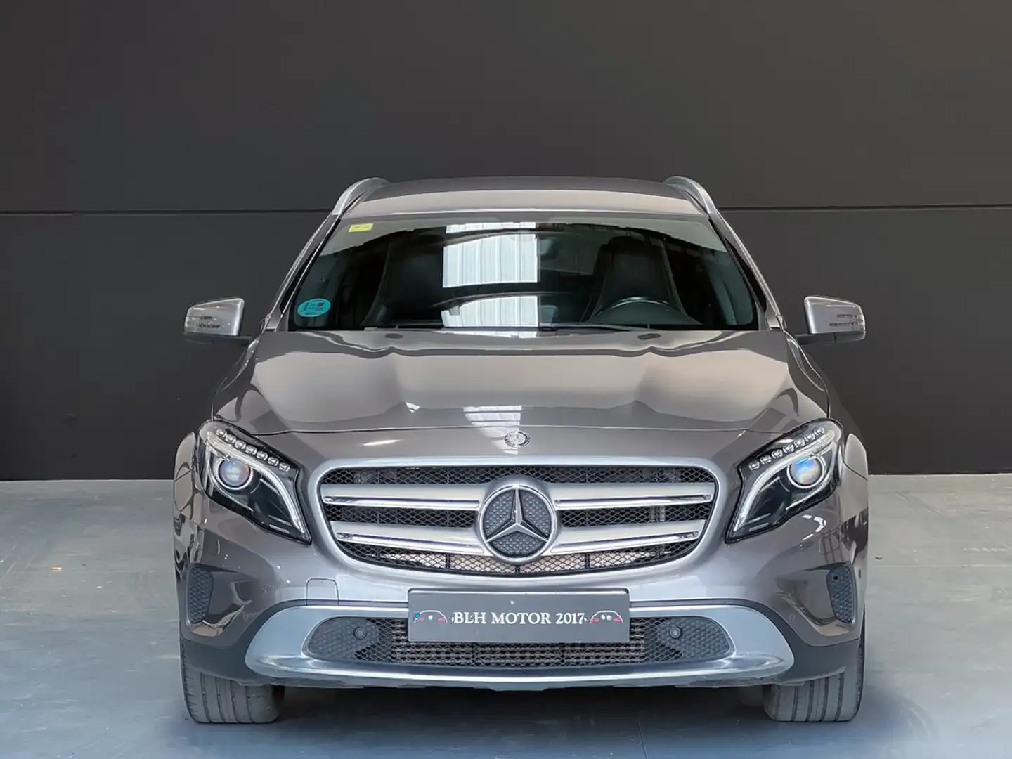 Mercedes-Benz GLA 180 Urban Grigio - 2