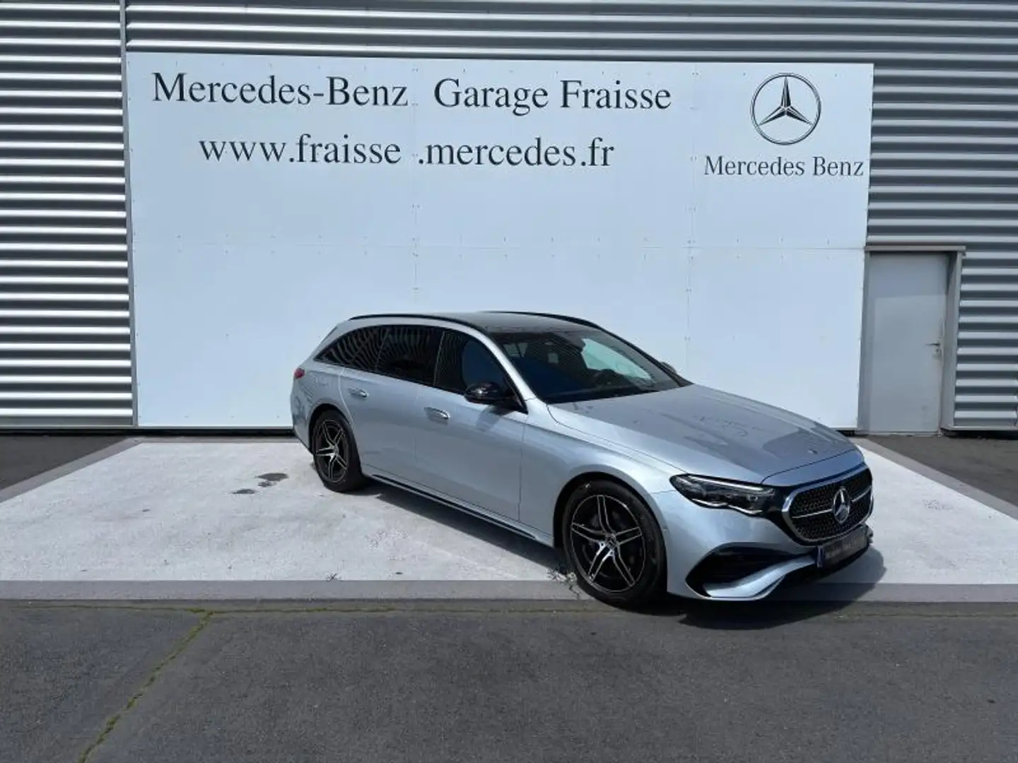 Mercedes-Benz E 300 300 e 204+129ch AMG Line 9G-Tronic - 2