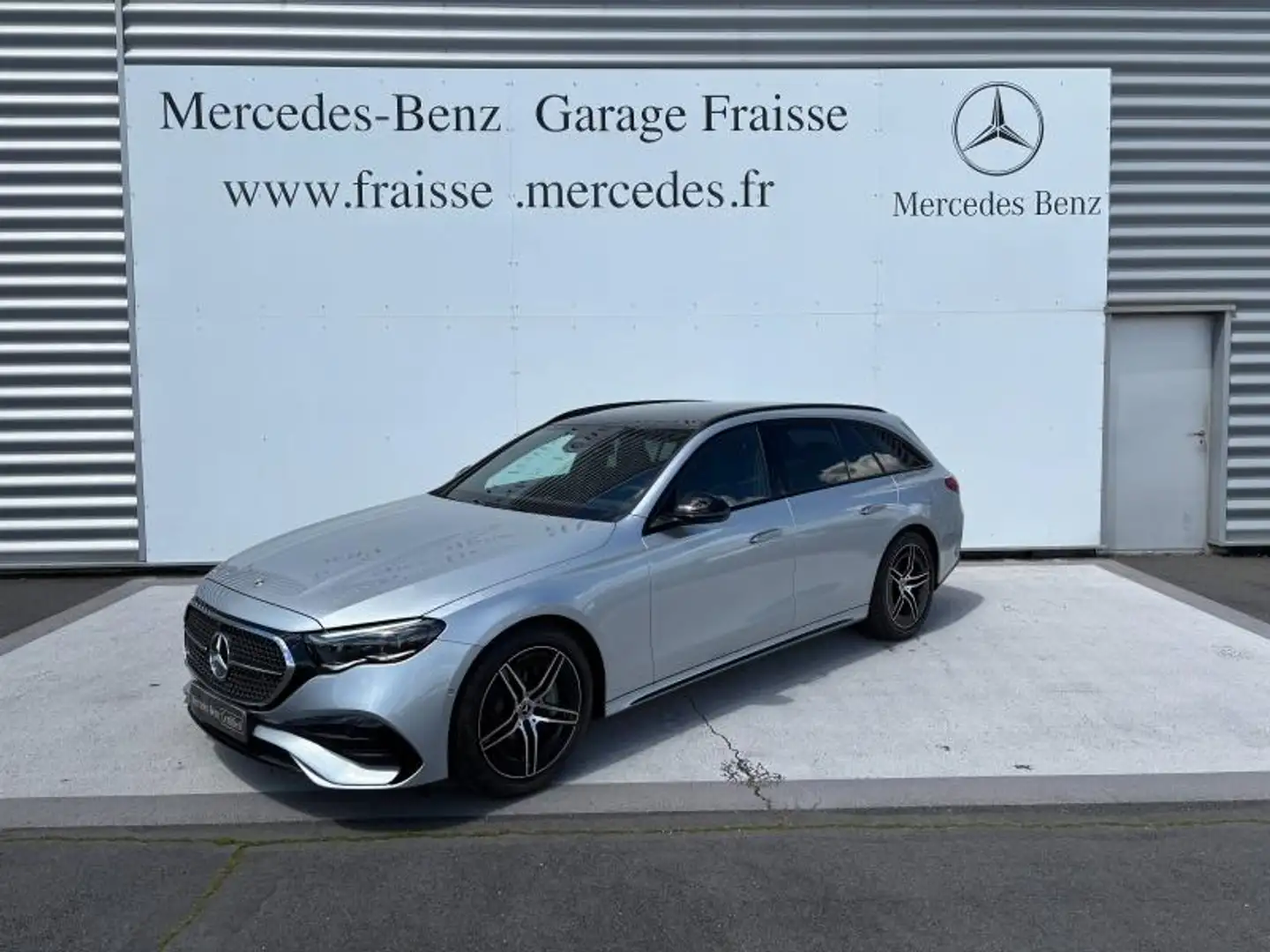 Mercedes-Benz E 300 300 e 204+129ch AMG Line 9G-Tronic - 1