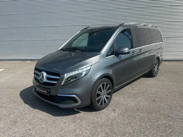 Mercedes-Benz V 250