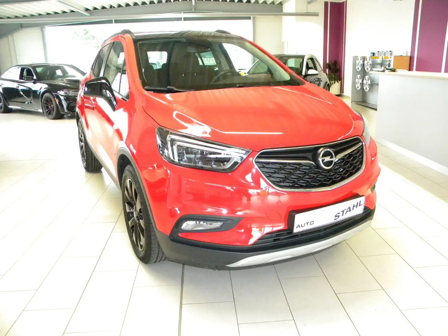 Opel Mokka X Color Innovation mit 1600kg Anhängelast crvena - 1
