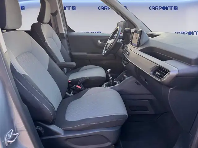 Ford Tourneo Courier view 16