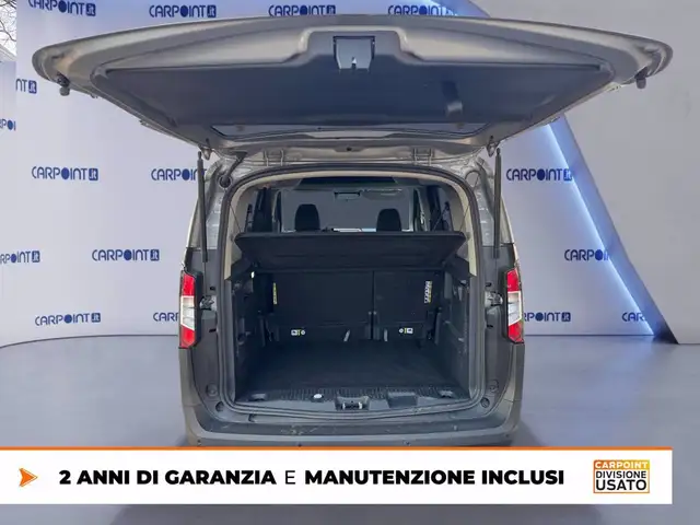 Ford Tourneo Courier view 18
