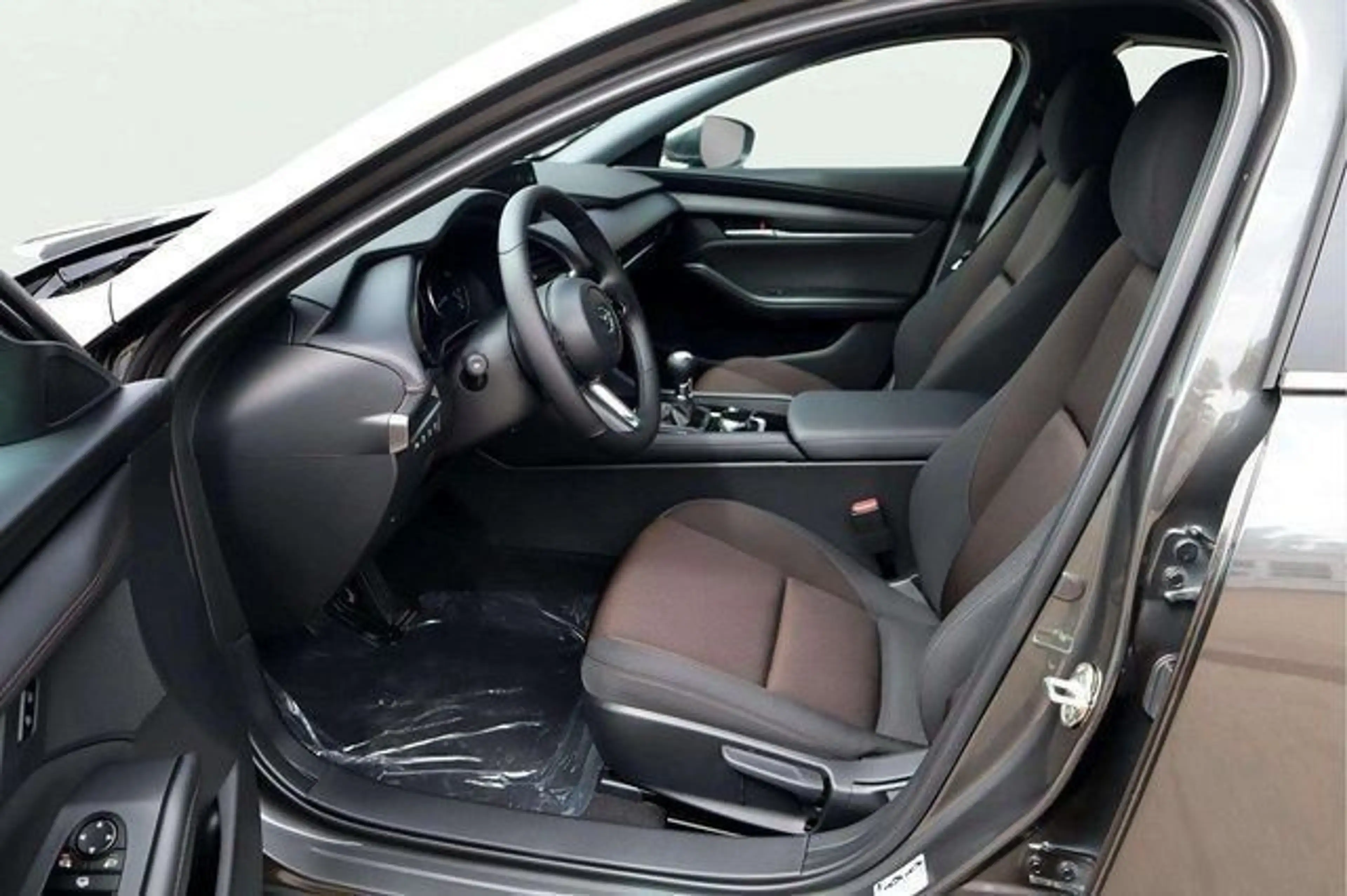 Mazda 3 Centre-Line 2,5l Automatik Matrix-LED/Navi/Kam — photo 11