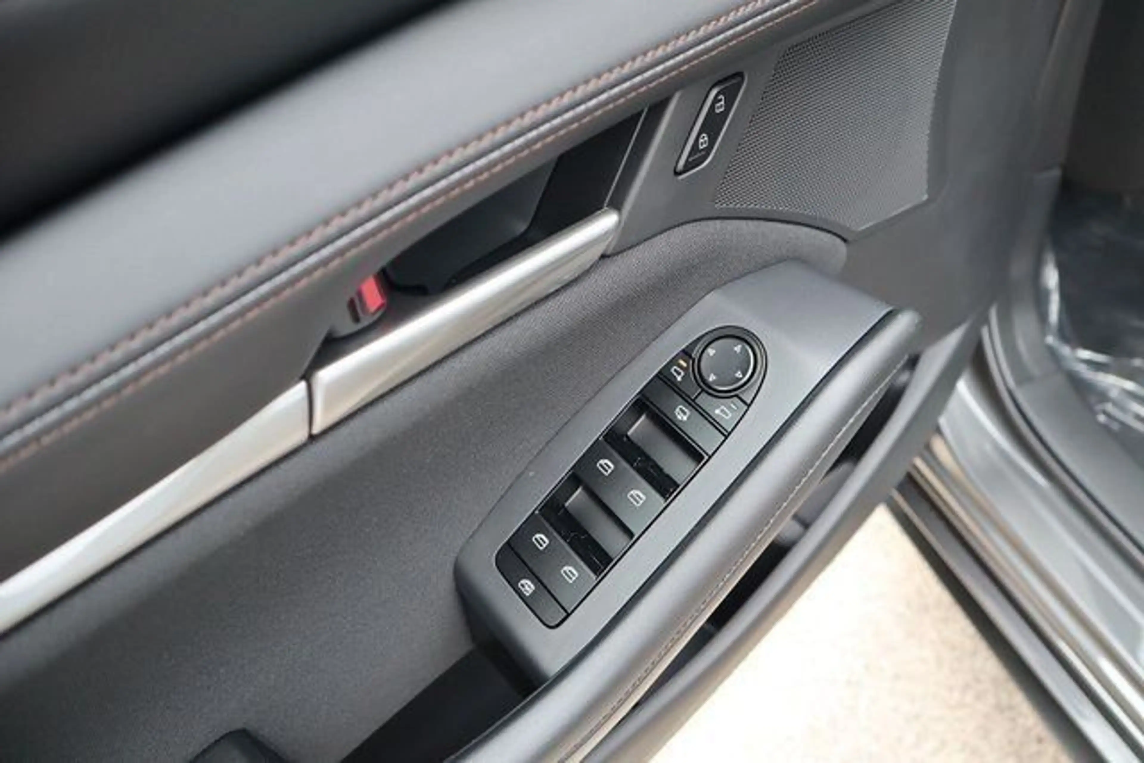 Mazda 3 Centre-Line 2,5l Automatik Matrix-LED/Navi/Kam — photo 13