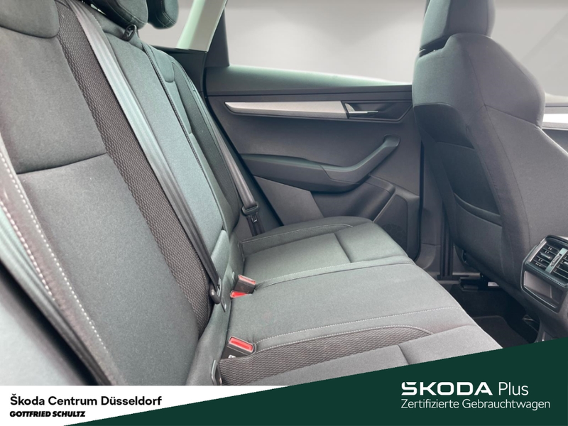 Skoda Karoq Drive 1.0 TSI 116 PS 6 Gang Anhängekupplung Matrix — photo 8