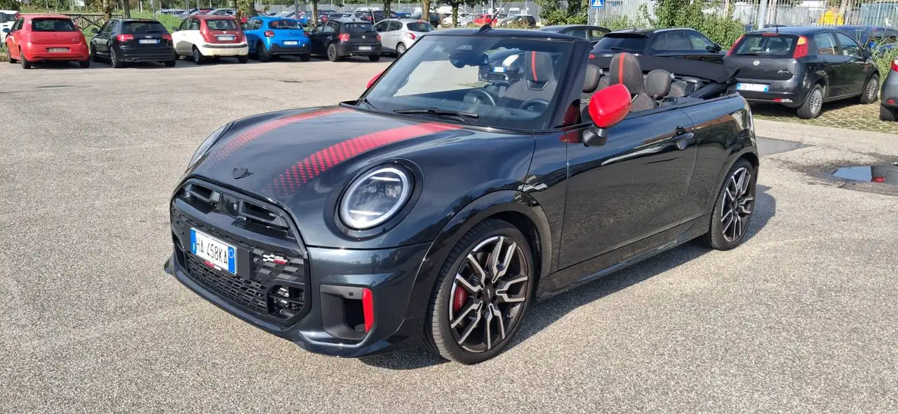 MINI John Cooper Works Cabrio