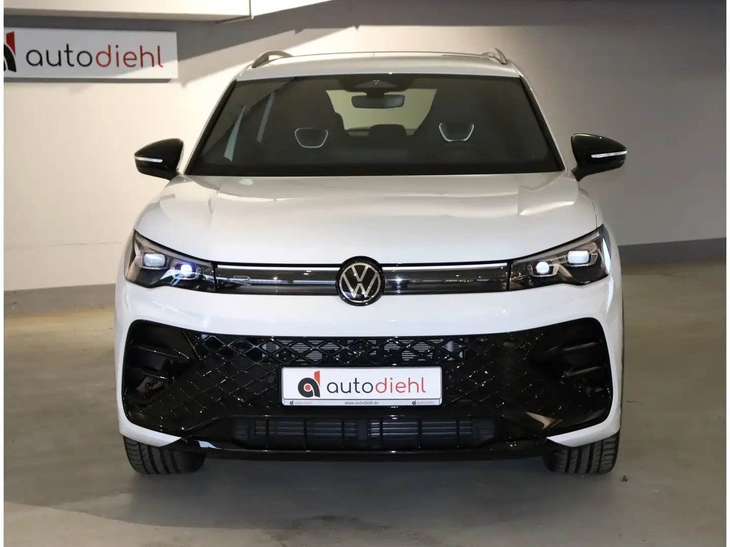 Volkswagen Tiguan 2,0 TDI DSG 4Motion R-Line *AHK*HUD Blanco - 2