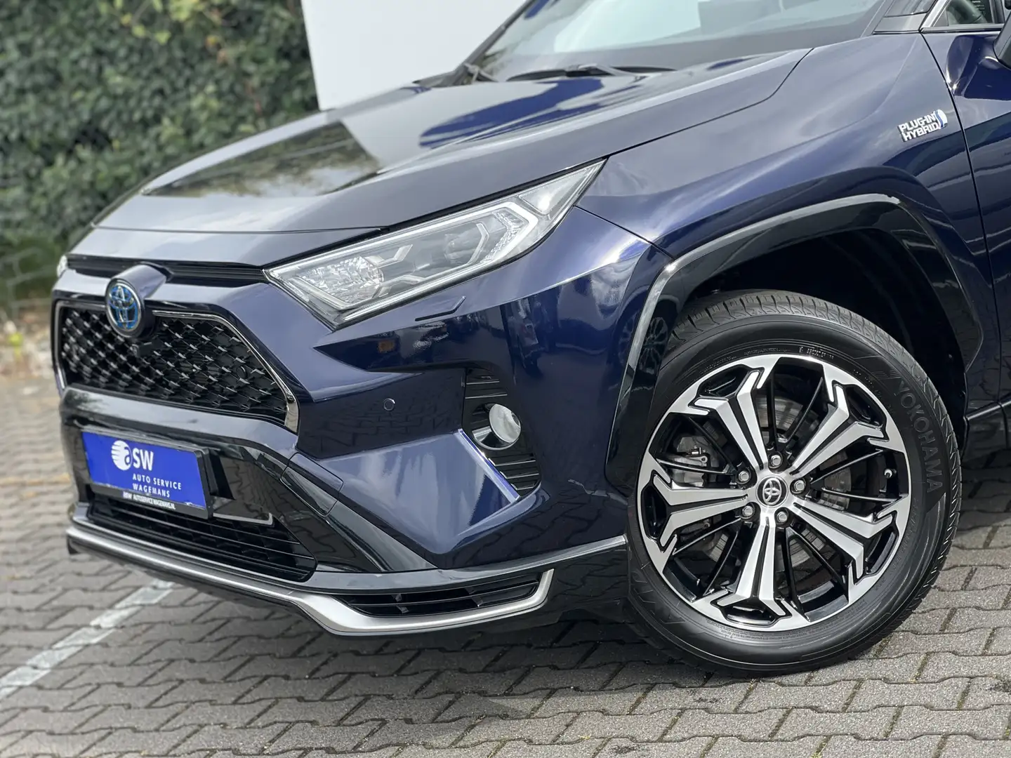 Toyota RAV 4 2.5 Plug-in Hybrid AWD Bi-Tone Plus | Trekhaak | L Albastru - 2