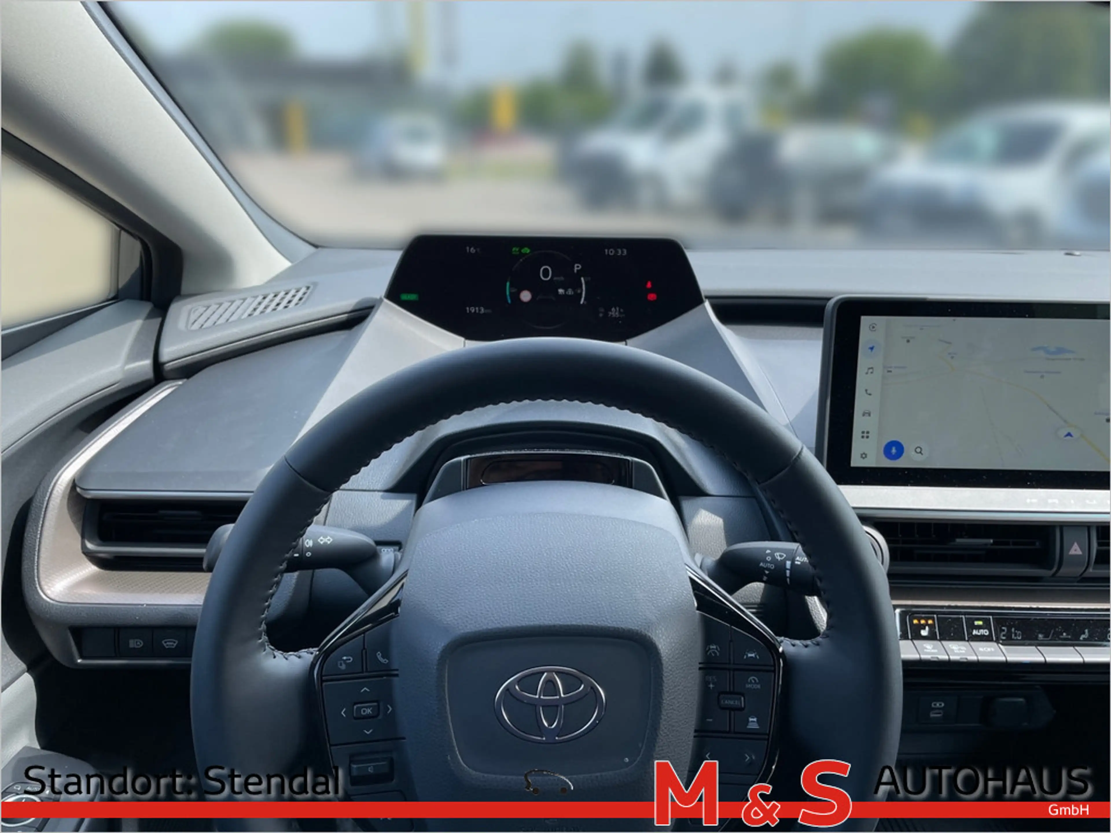 Toyota Prius 2.0 Plug-in Hybrid Executive MATRIX-LED — photo 14