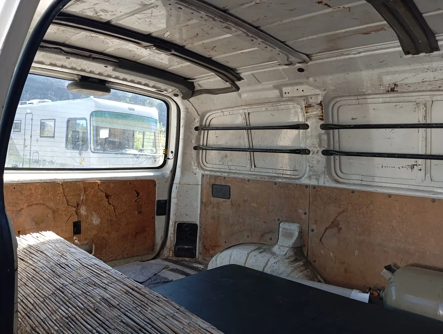 Hyundai H 100 H 100 Weiß - 1