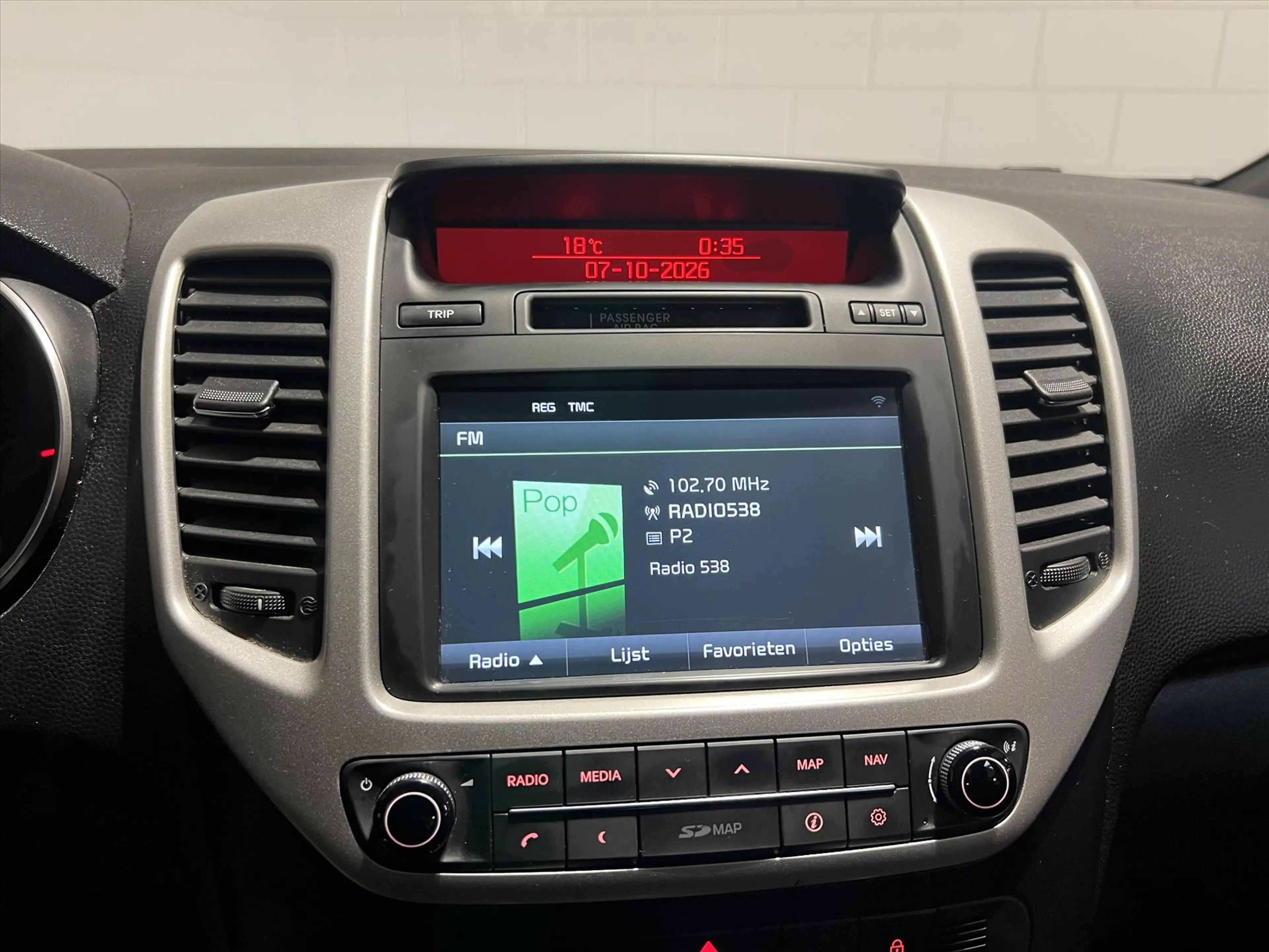 Kia Venga 1.6 CVVT 124pk, Navi, Camera, Clima, Cruise, Trekh — photo 14