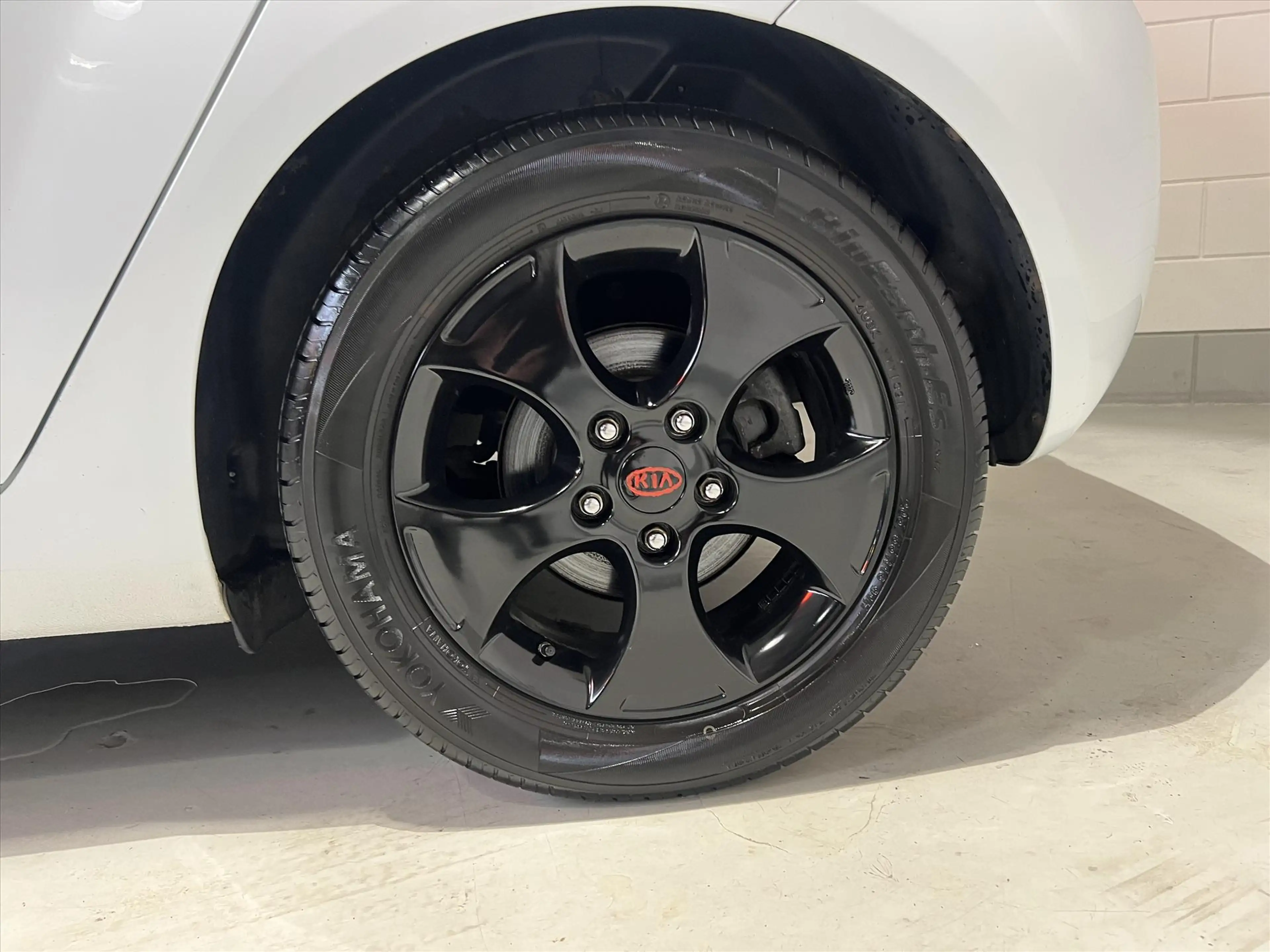 Kia Venga 1.6 CVVT 124pk, Navi, Camera, Clima, Cruise, Trekh — photo 9