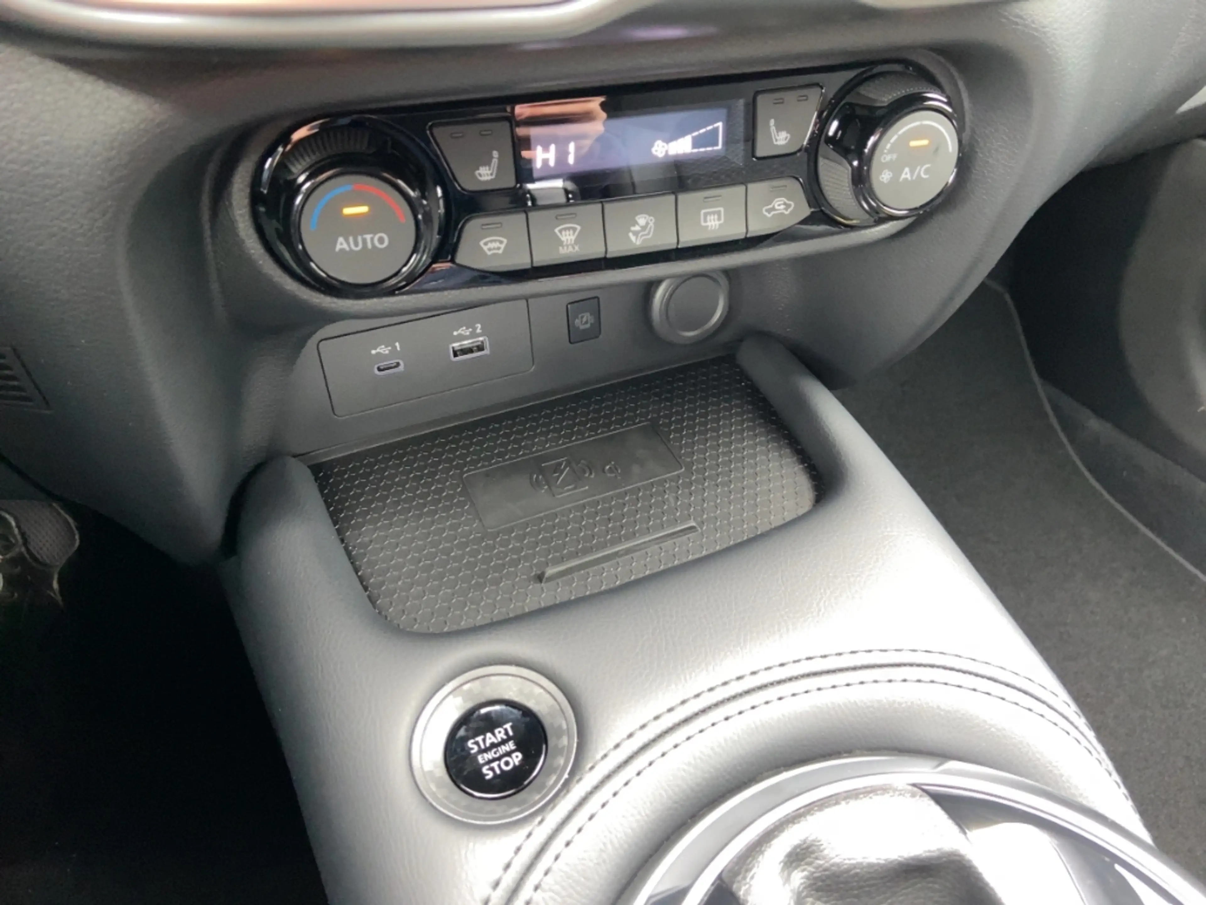 Nissan Juke N-CONNECTA DCT-Automatik Winter/Carplay/RFK — photo 15