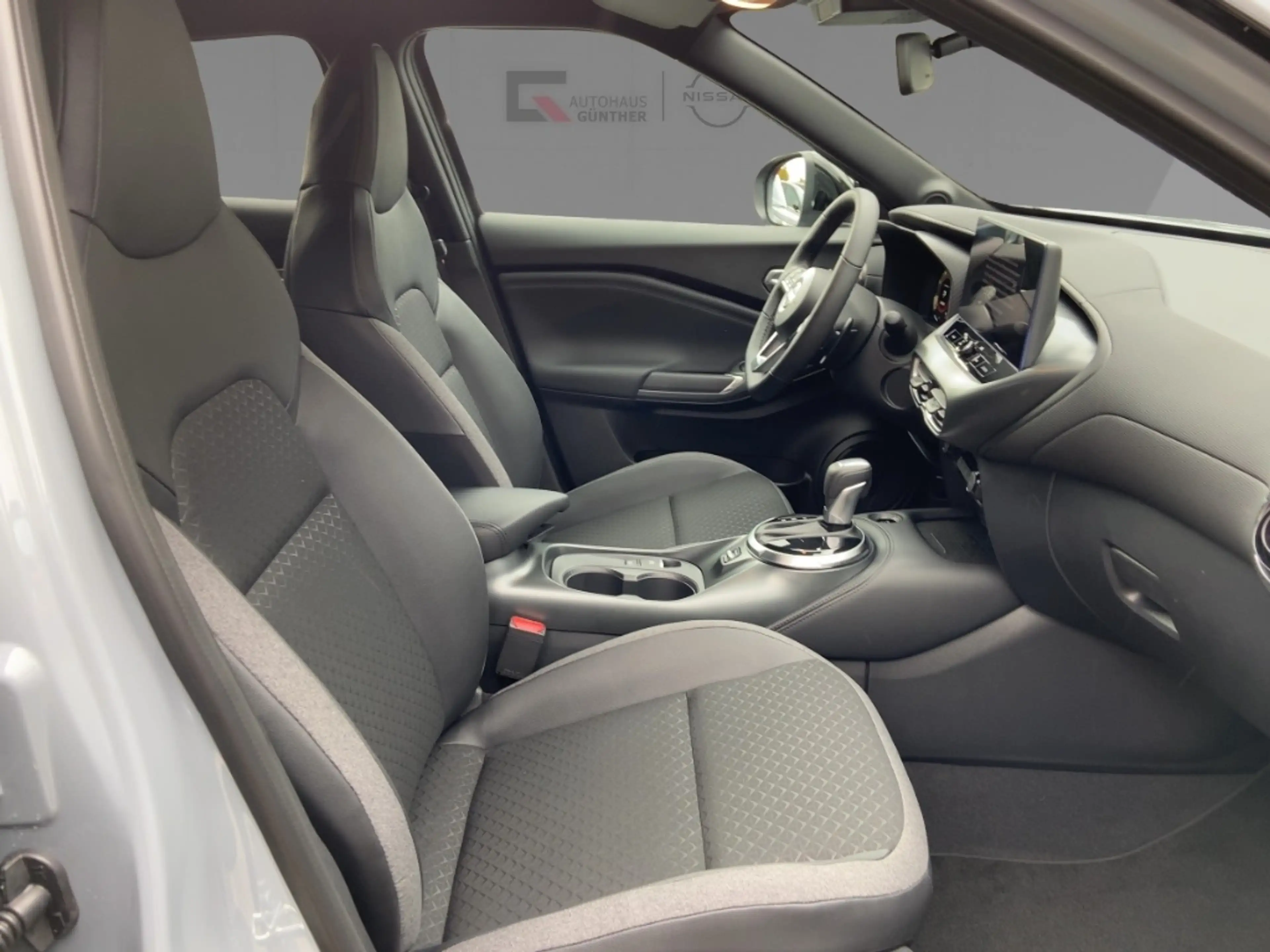 Nissan Juke N-CONNECTA DCT-Automatik Winter/Carplay/RFK — photo 10