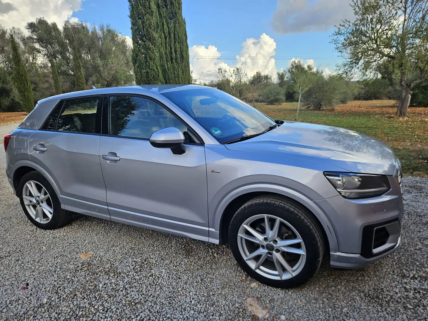 Audi Q2 Q2 1.4 TFSI  Sport edition S tronic 110kW Sport Plateado - 1