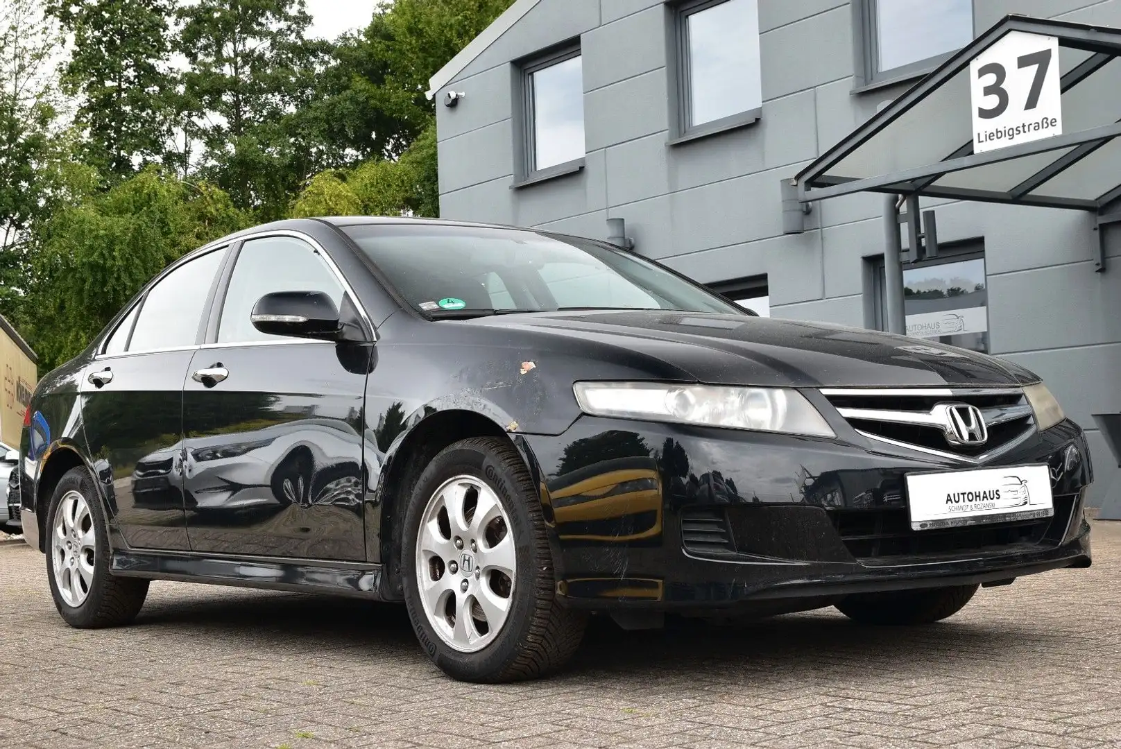 Honda Accord Lim. 2.0 Klima/Temp./Leder/HU 04/2026 Schwarz - 1