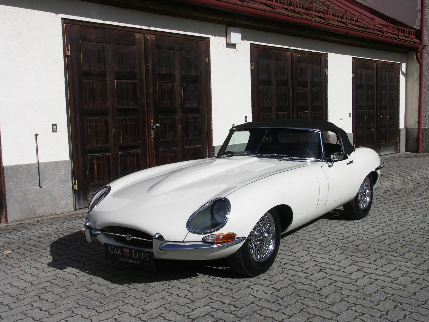 Jaguar E-Type Serie 1 4,2 OTS Unrestored full matching Biały - 1