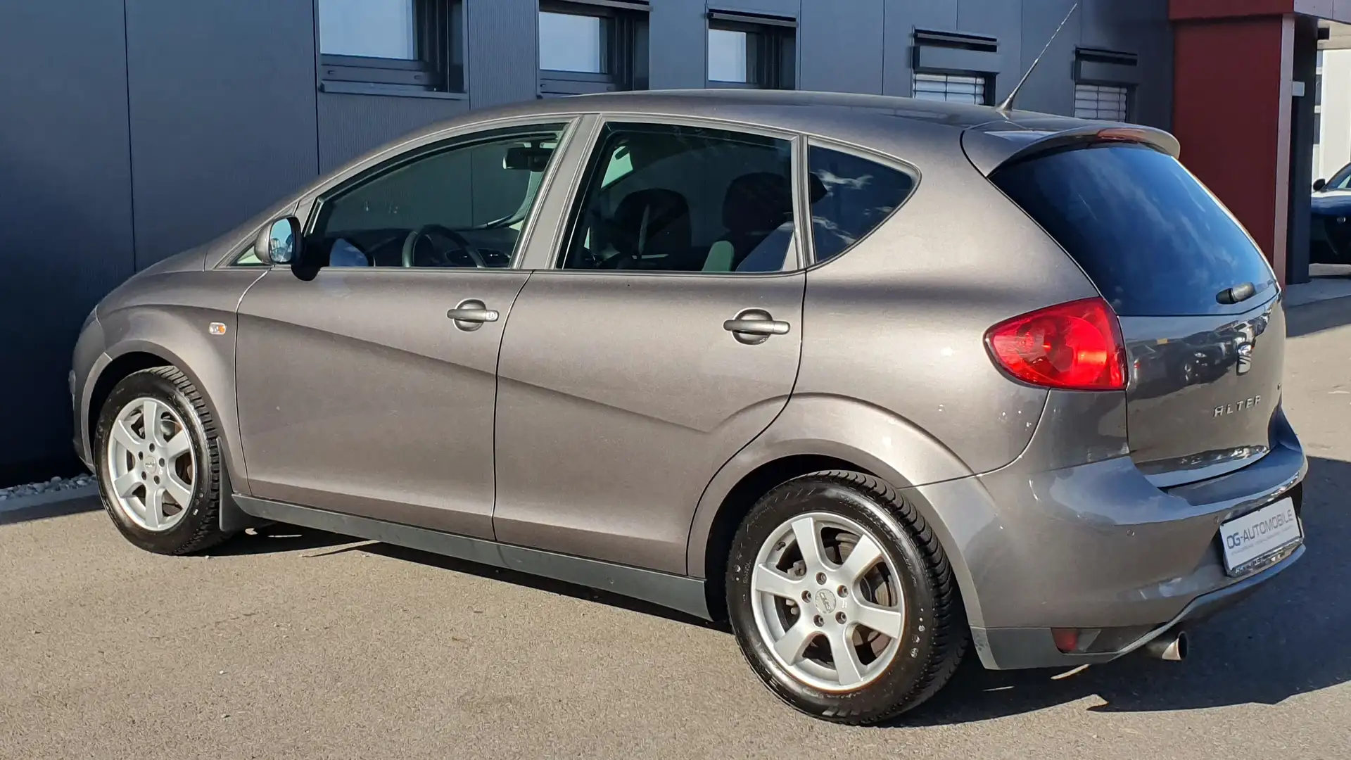 SEAT Altea 1.2 TSI 4You*AHK*SHZ*PDC*Tempomat*Klima*Garantie Gris - 2