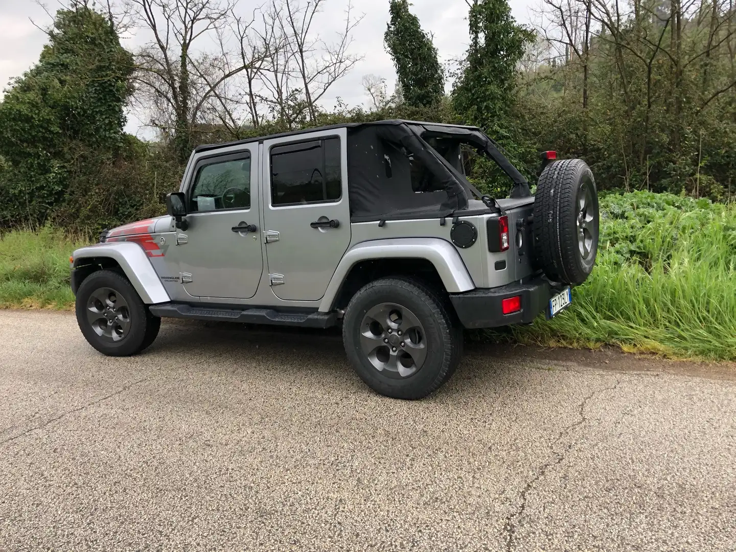 Jeep Wrangler Unlimited 2.8 crd Night Eagle auto Silber - 2