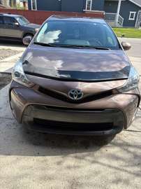 Prius v