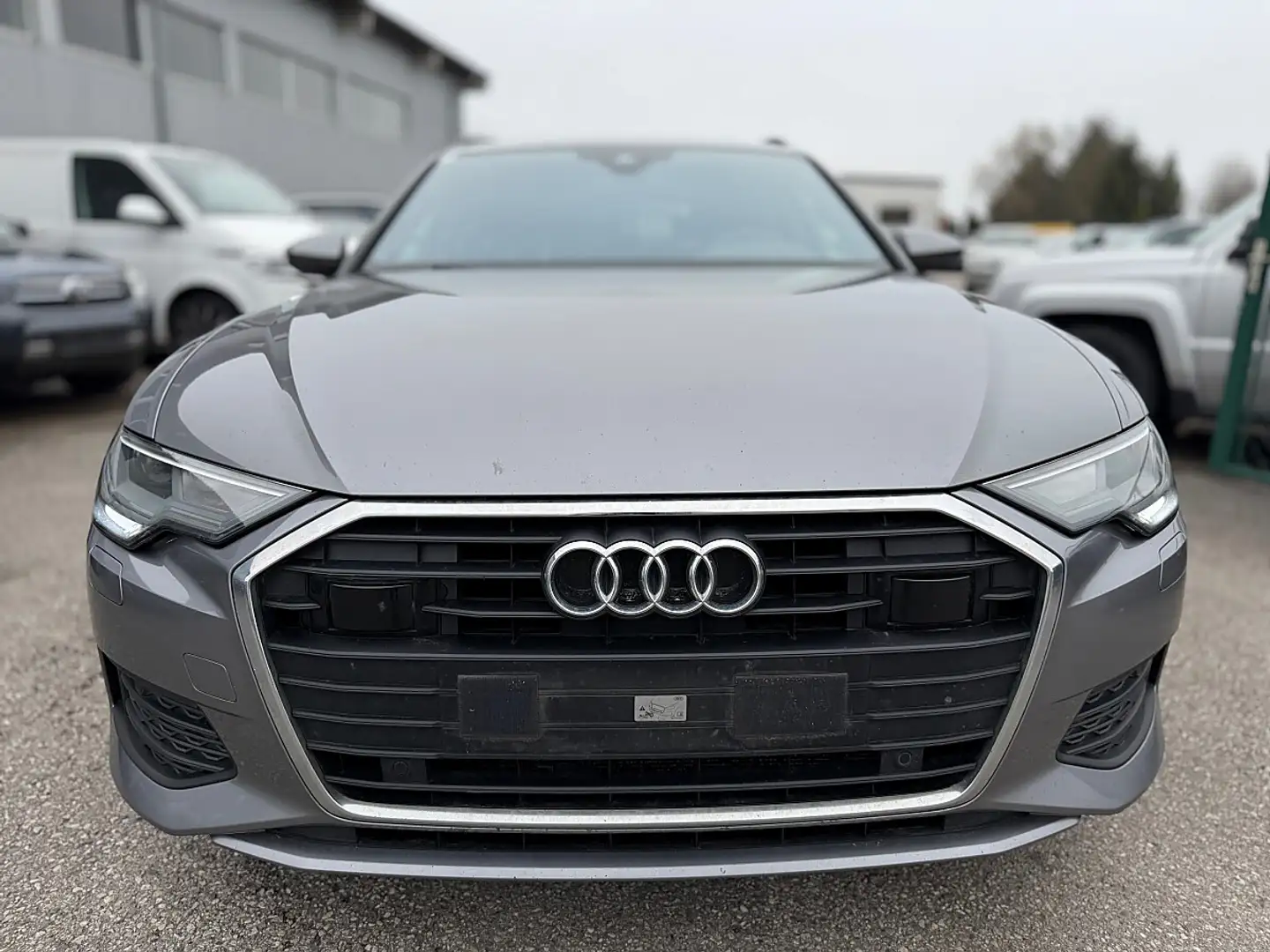 Audi A6 2.0 TDI Aut. Grau - 2