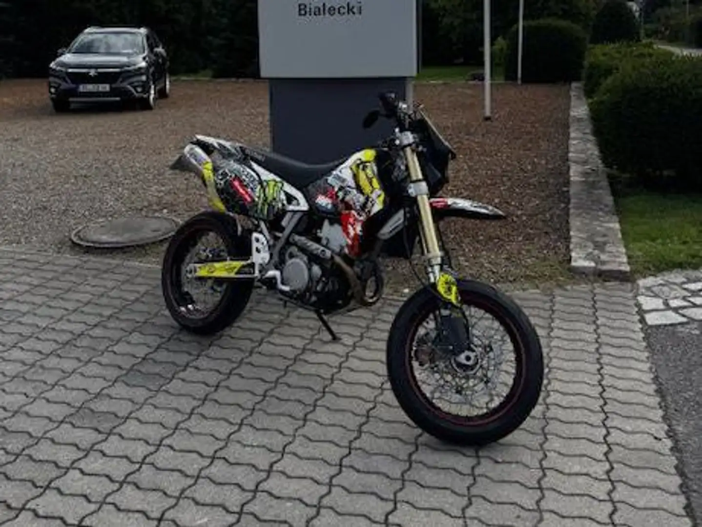Suzuki DR-Z 400 DR-Z 400 SM Schwarz - 1
