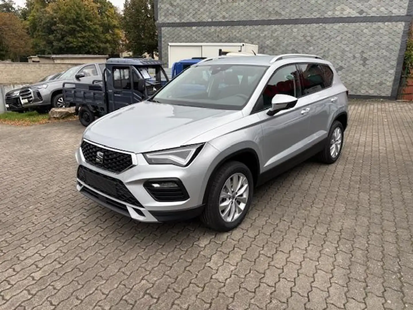 SEAT Ateca 1.5 TSI Style+KAMERA+LED+ALU'17+5JGARANTIE Silber - 2