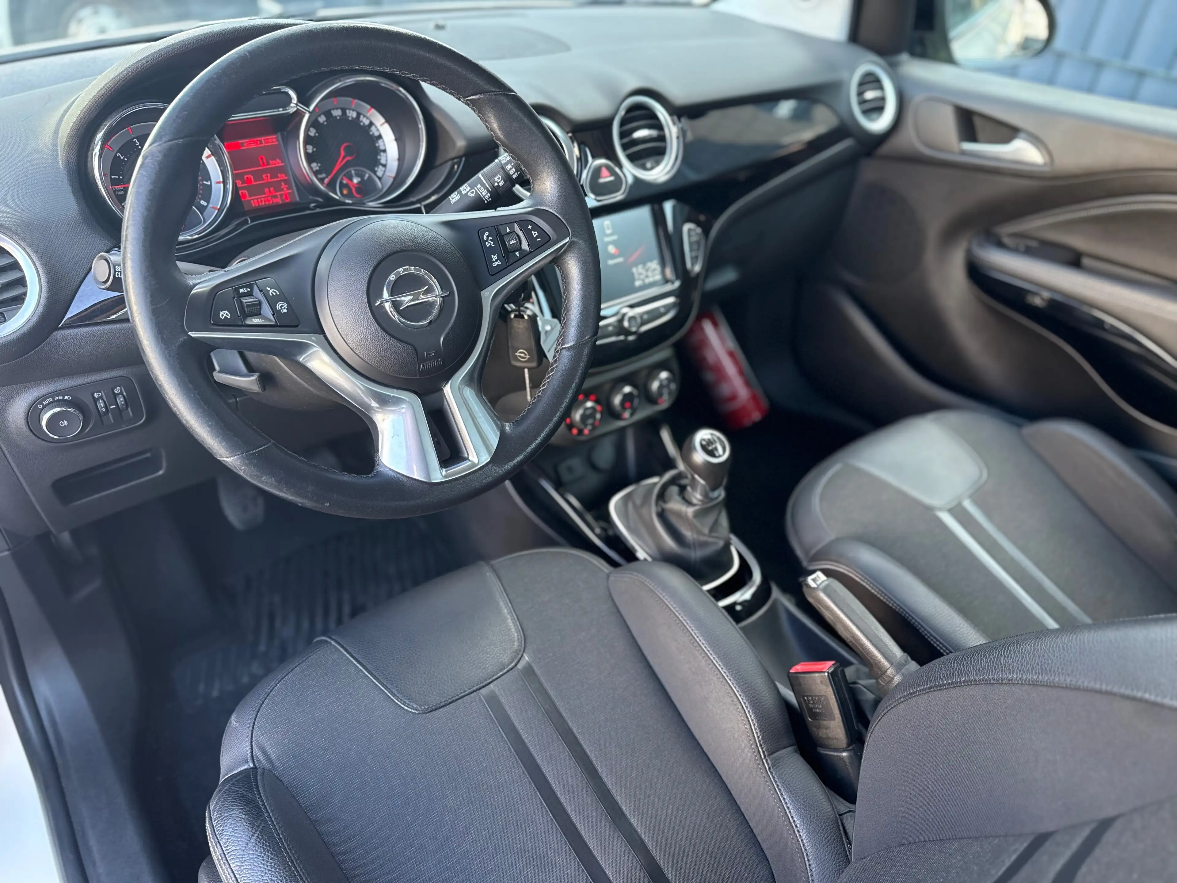 Opel Adam Adam Rocks 1.4i SUPERBE ETAT — photo 8