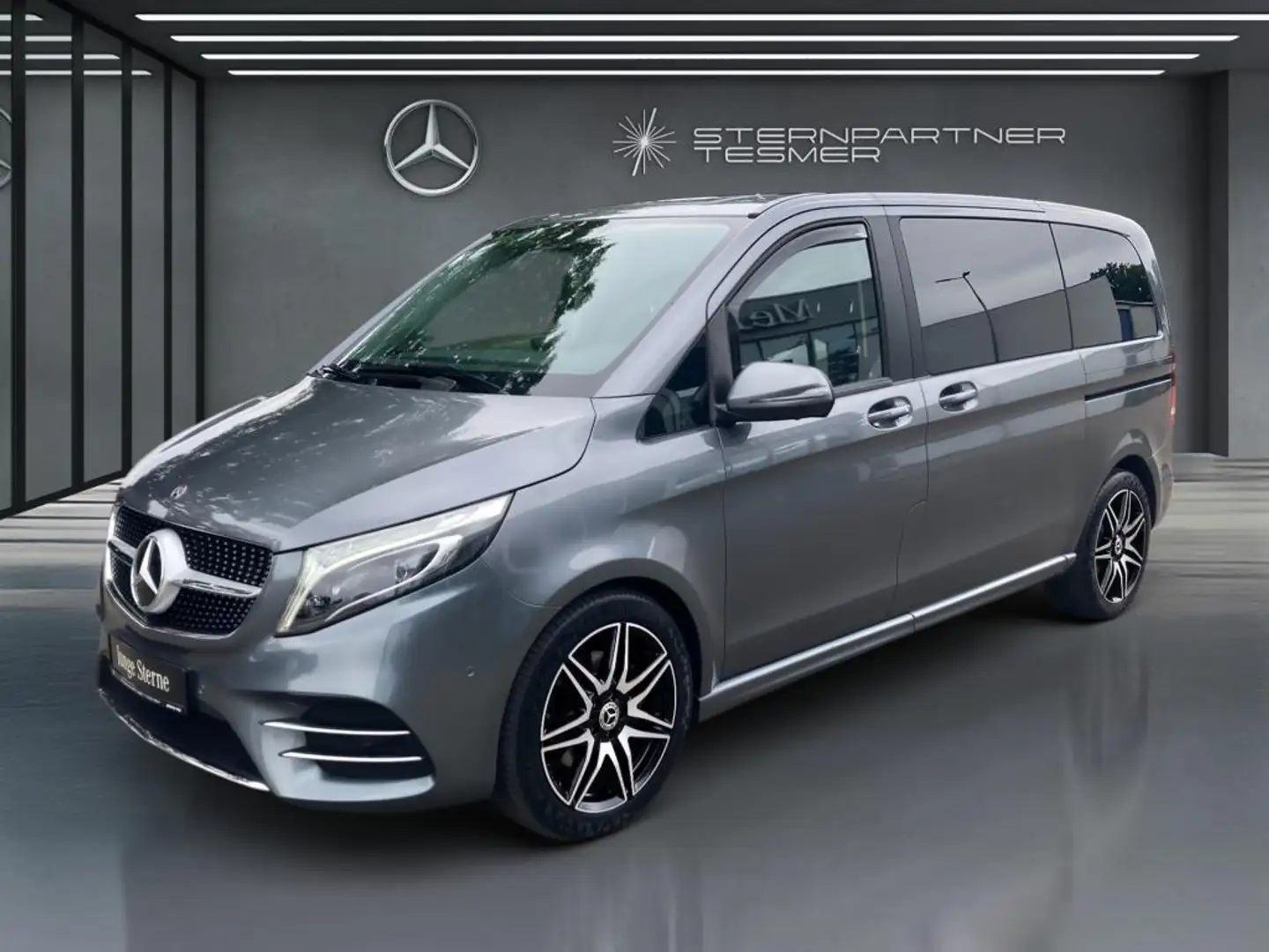 Mercedes-Benz V 300 d AVANTGARDE ED. Kompakt AMG Standh+Distr Gris - 2