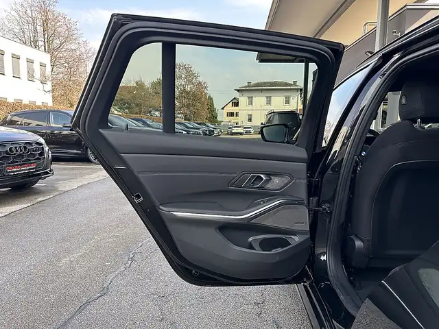 BMW 320 d xDrive Touring M-Paket Aut. Ansicht 11