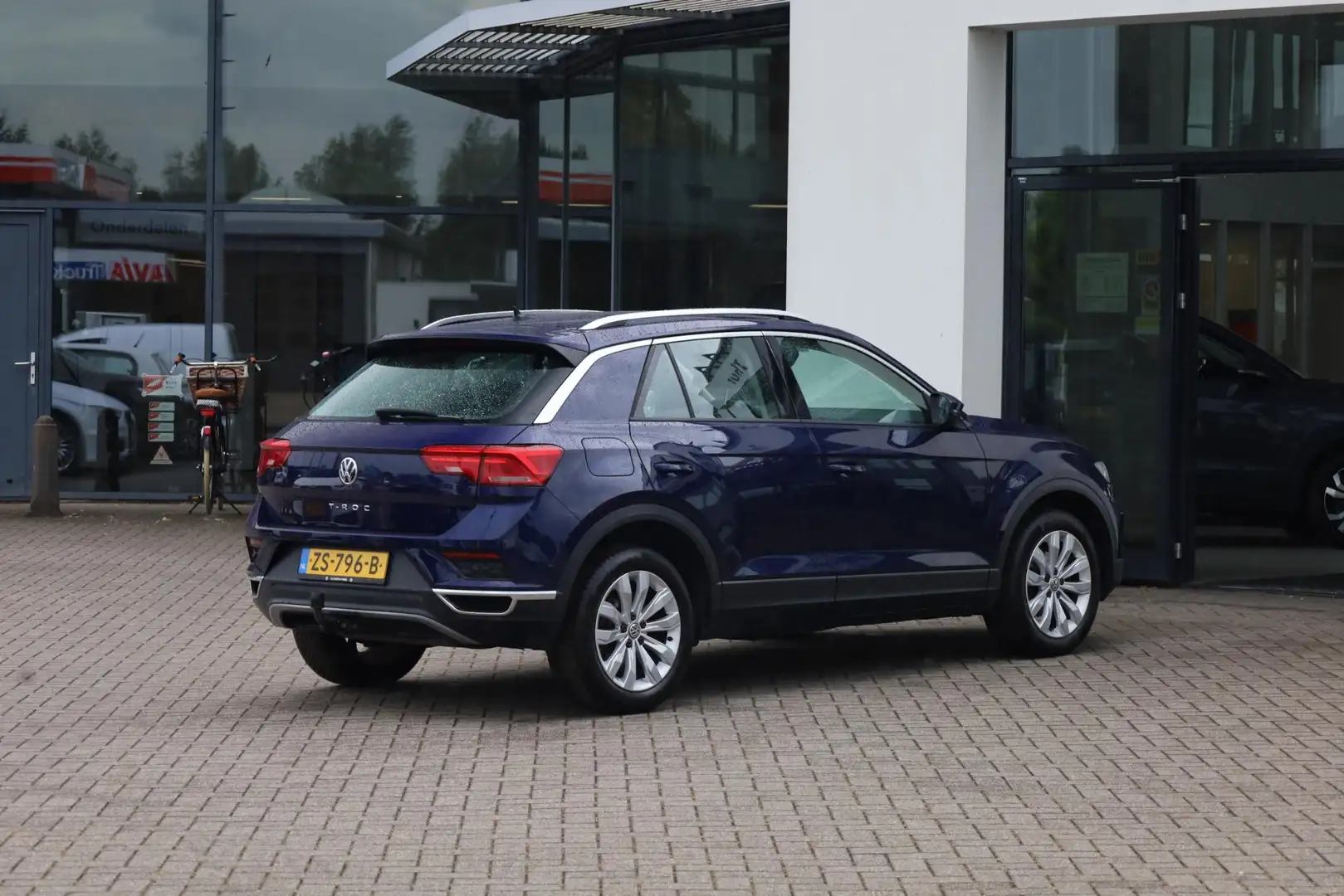Volkswagen T-Roc 1.0 TSI Style 115PK / 85kW, NL auto dealeronderhou Bleu - 2