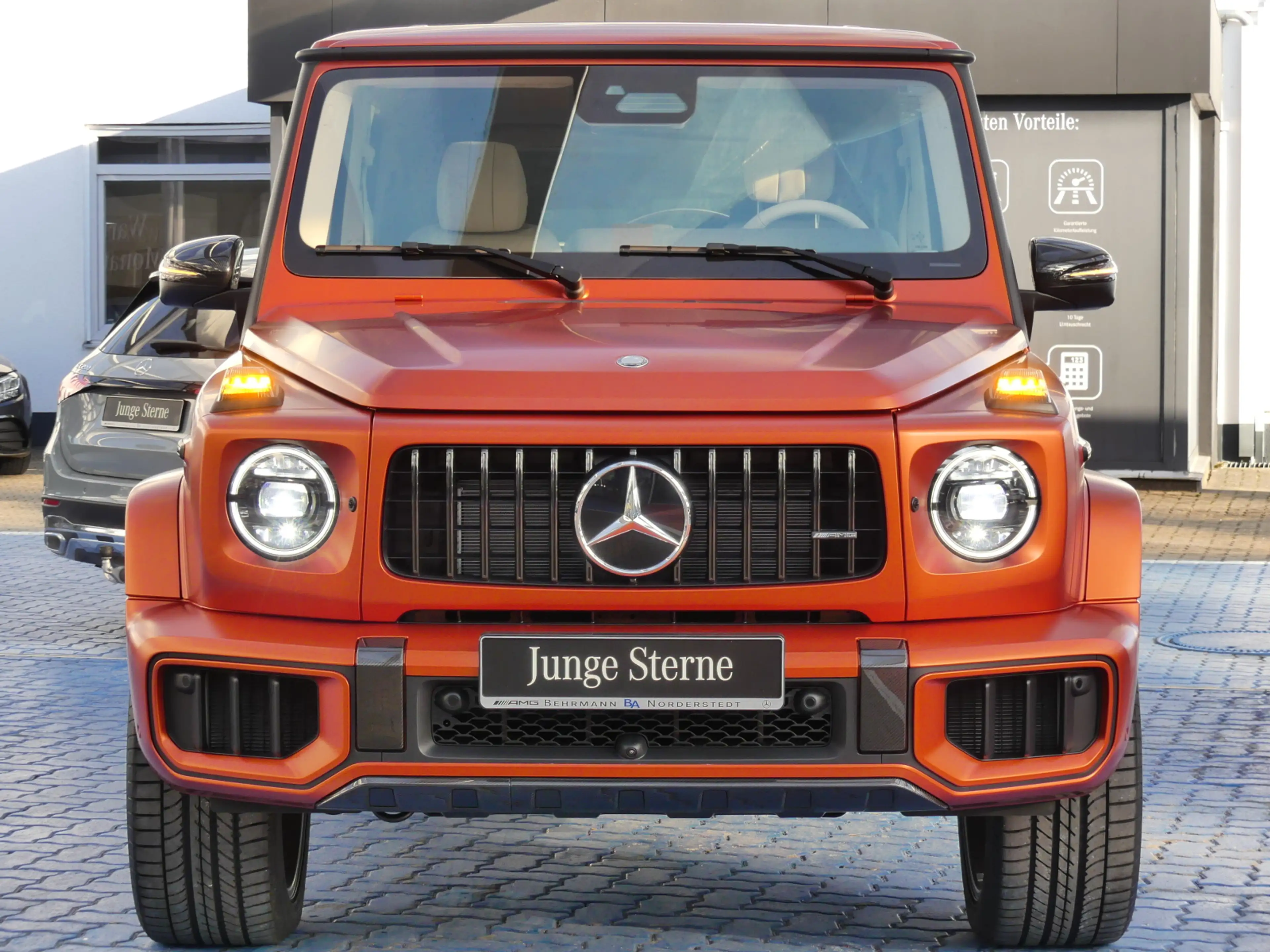 Mercedes-Benz G 63 AMG G 63 AMG +VollAusstattung+Holzboden+G-Maufaktur+ — photo 2