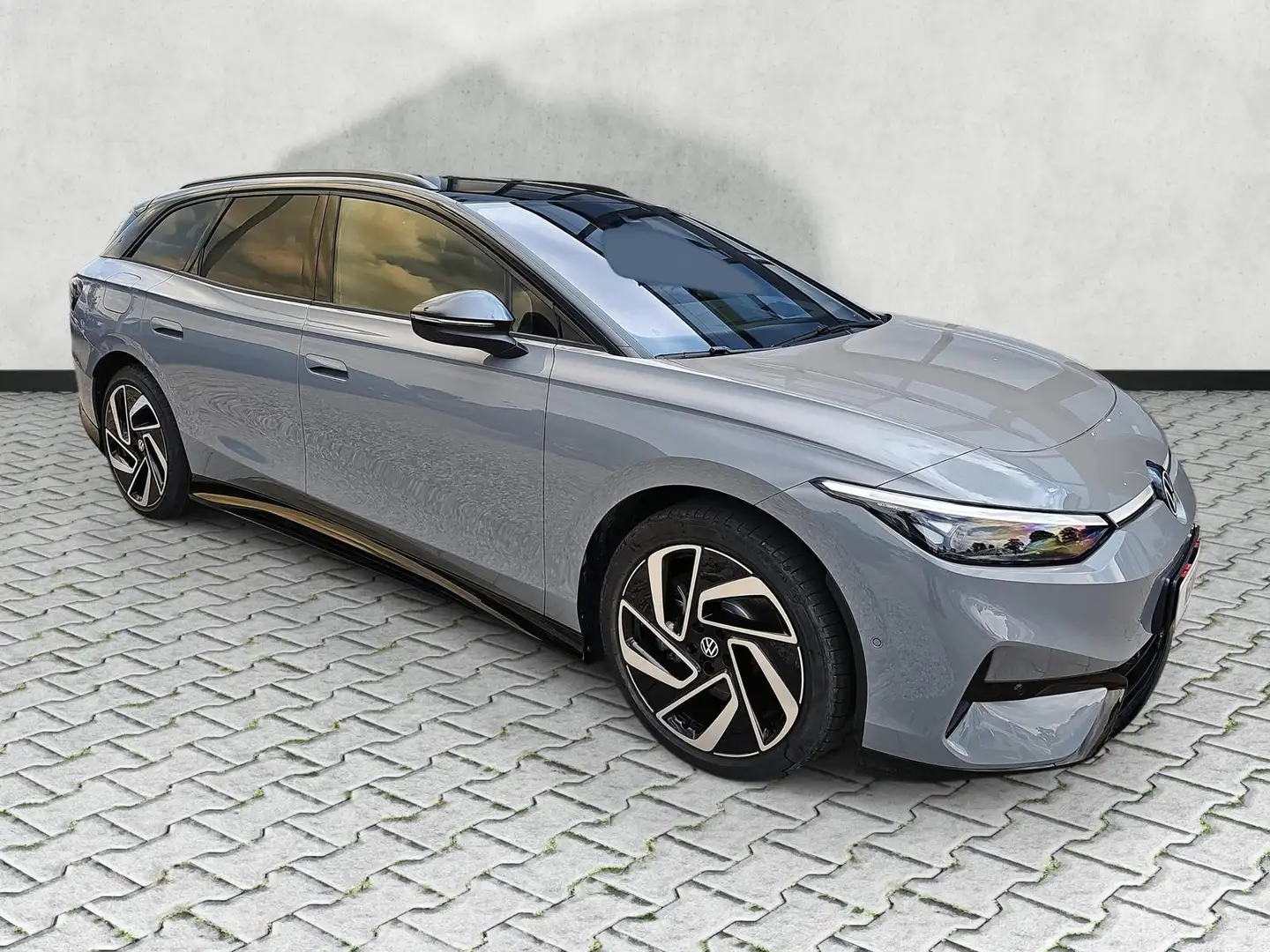 Volkswagen ID.7 Kombi Pro 210 kW Tourer BlackStyle AHK IQdr Int... Grau - 1