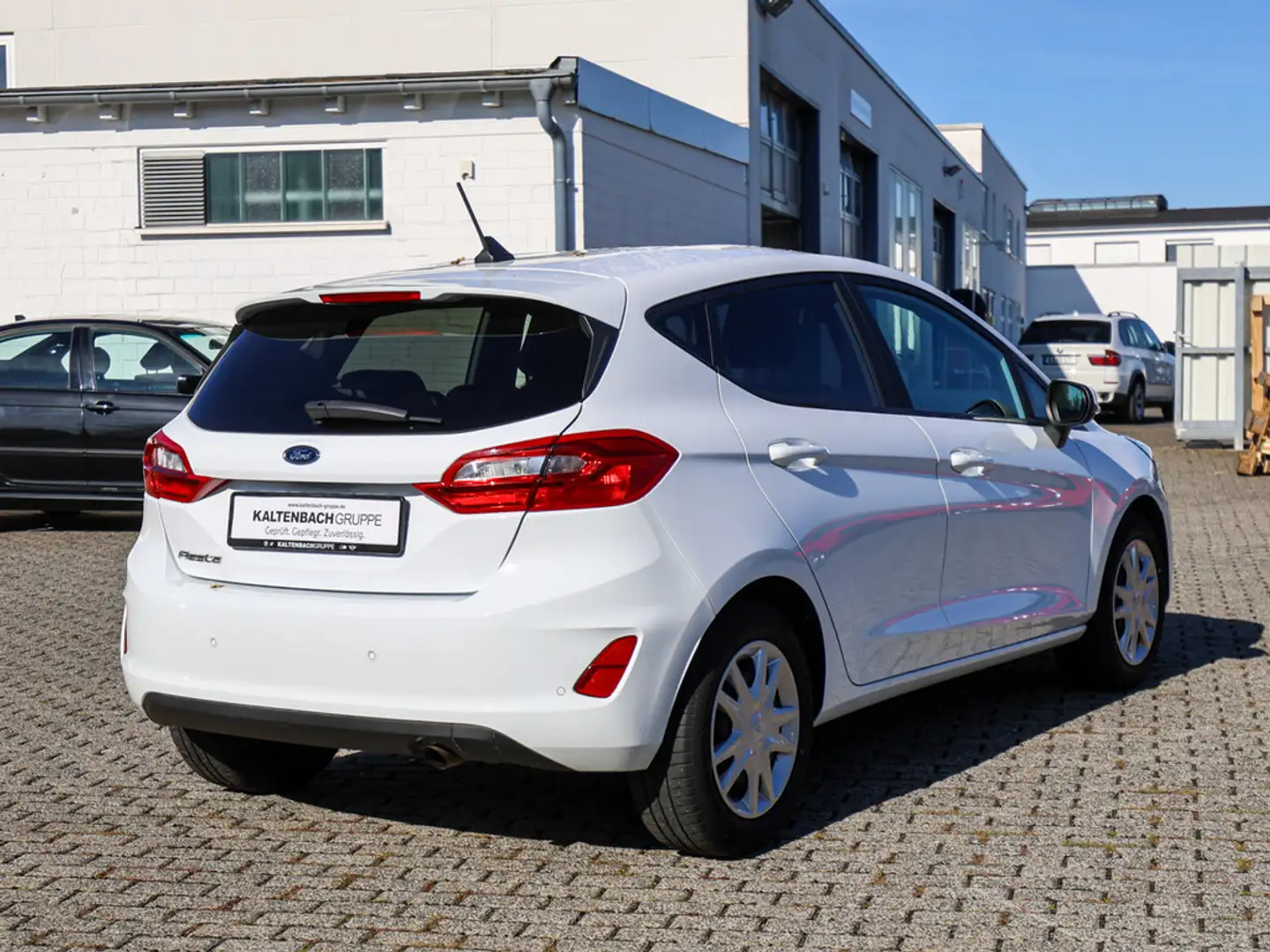 Ford Fiesta 1.0 EcoBoost Cool&Connect SHZ PDC SYNC Weiß - 2