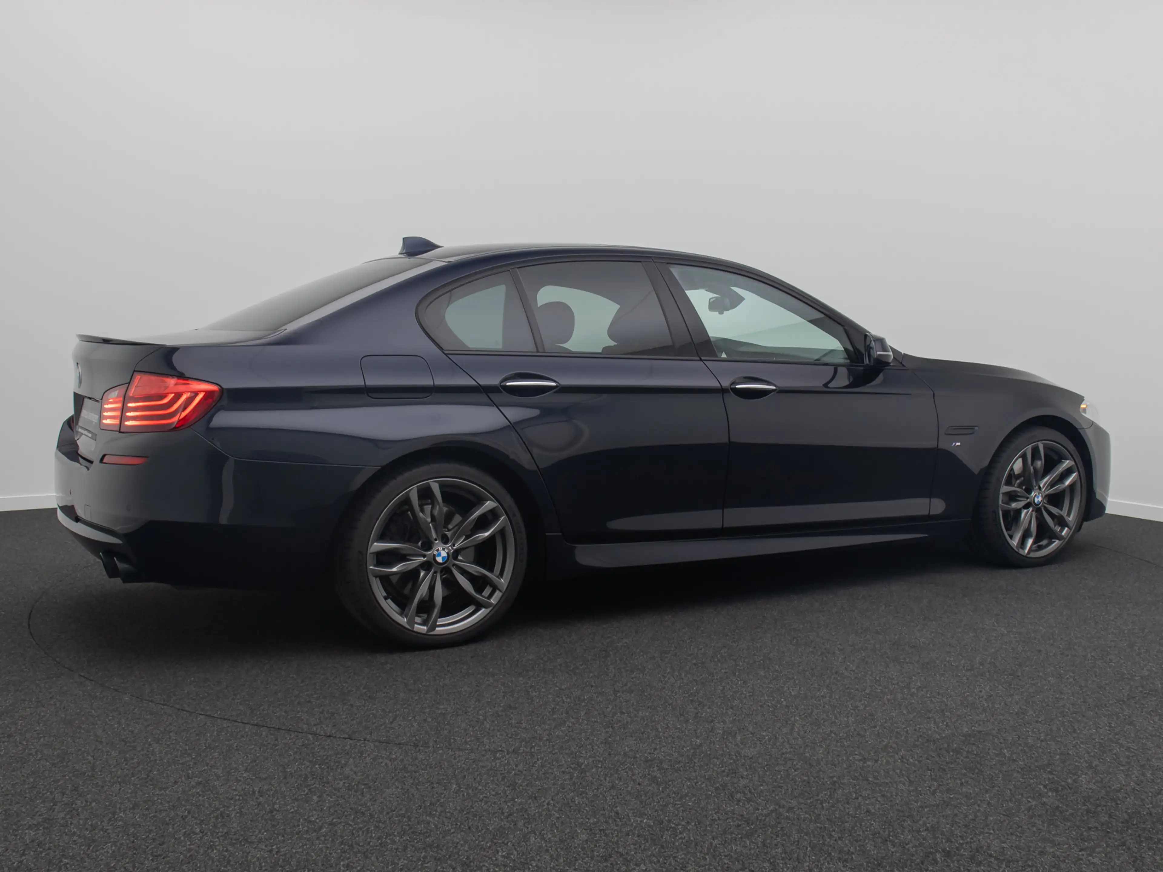 BMW 550 M Sport HUD H K Kamera GSD SoftCl 20Zoll — photo 6