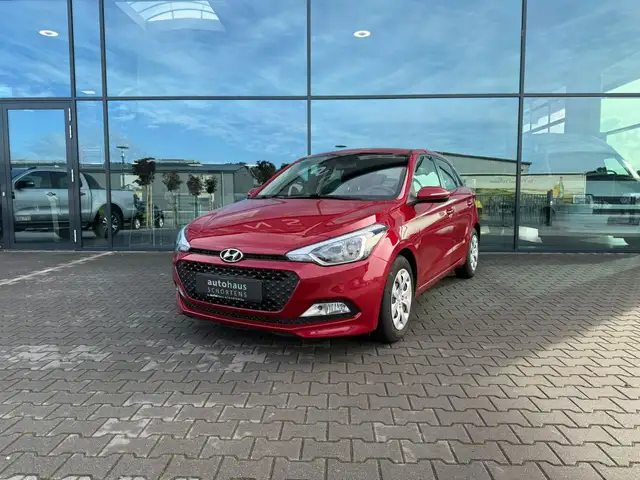 Hyundai i20 1.2 Einparkhilfe Sitzhzng. Bluetooth 1.Hd