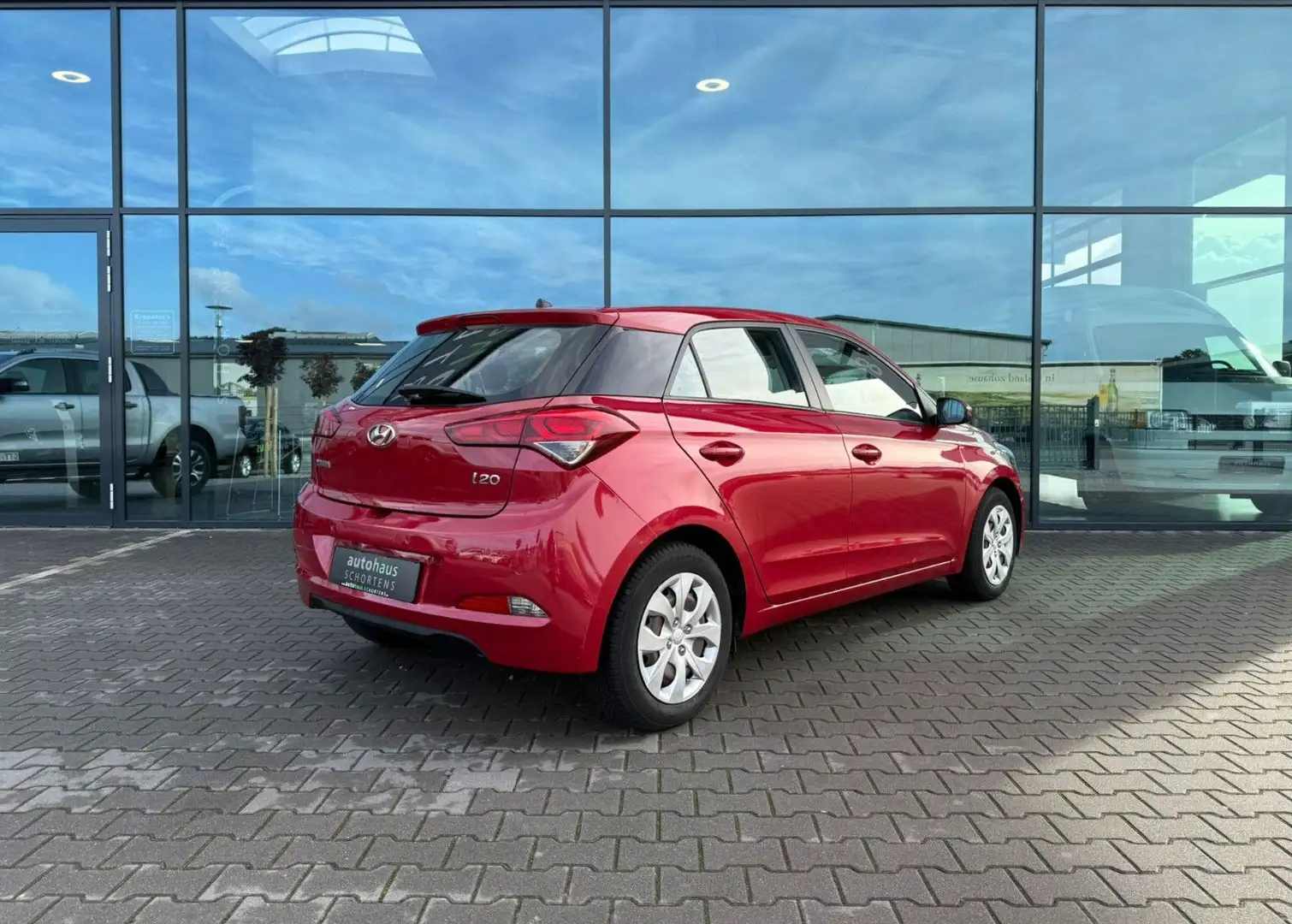 Hyundai i20 1.2 Einparkhilfe Sitzhzng. Bluetooth 1.Hd Rouge - 2