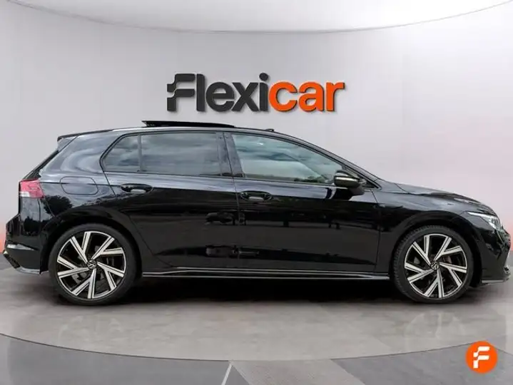 Volkswagen Golf 8 R-Line 1.5 TSI 2023, foto 2