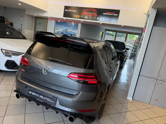 Volkswagen Golf view 14