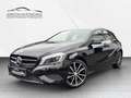 Mercedes-Benz A 180 Style Bi-XENON/ALU18/PDC/BLT/2.HAND/SHZG. Schwarz - thumbnail 1