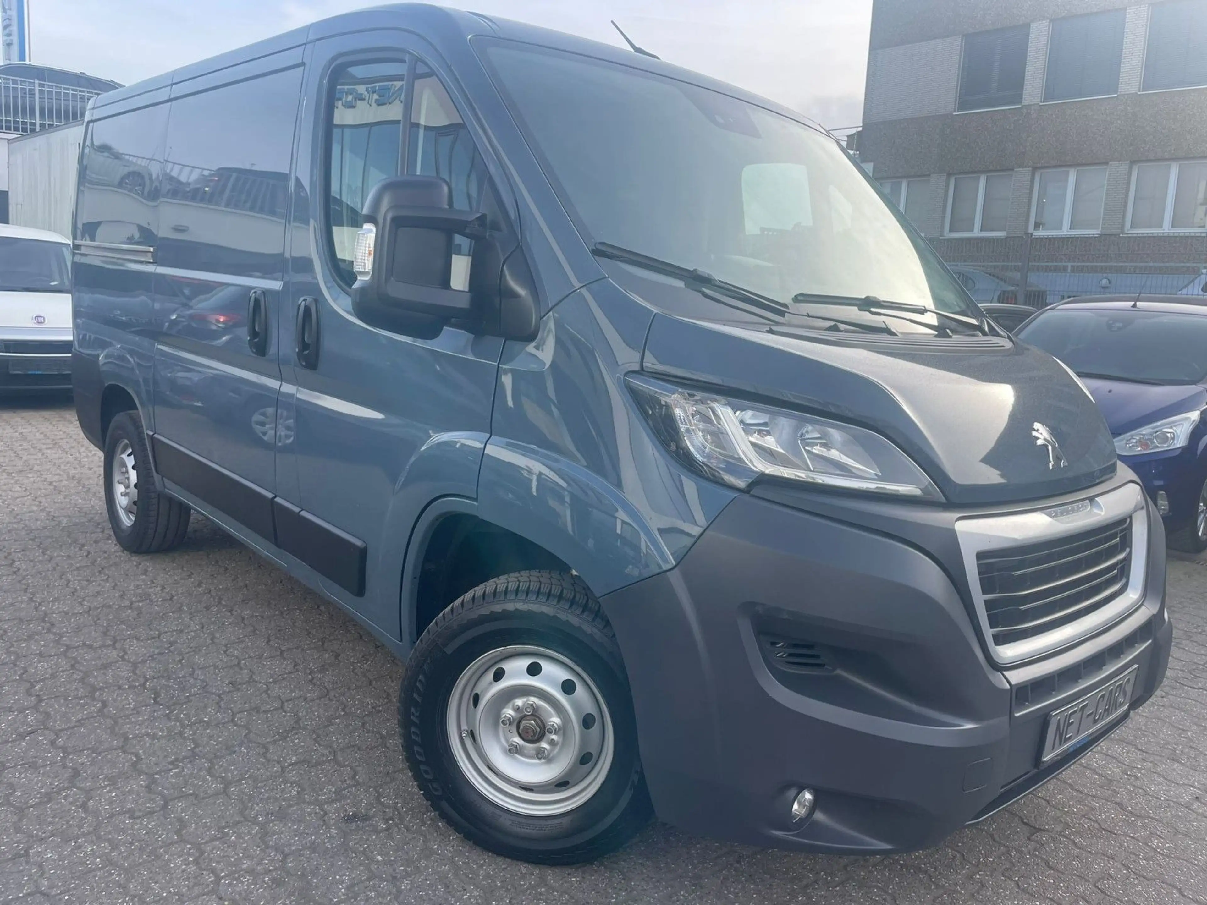Peugeot Boxer 2.2 HDI Kasten*L1H1*KLIMA*KAMERA*GARANTIE — photo 8