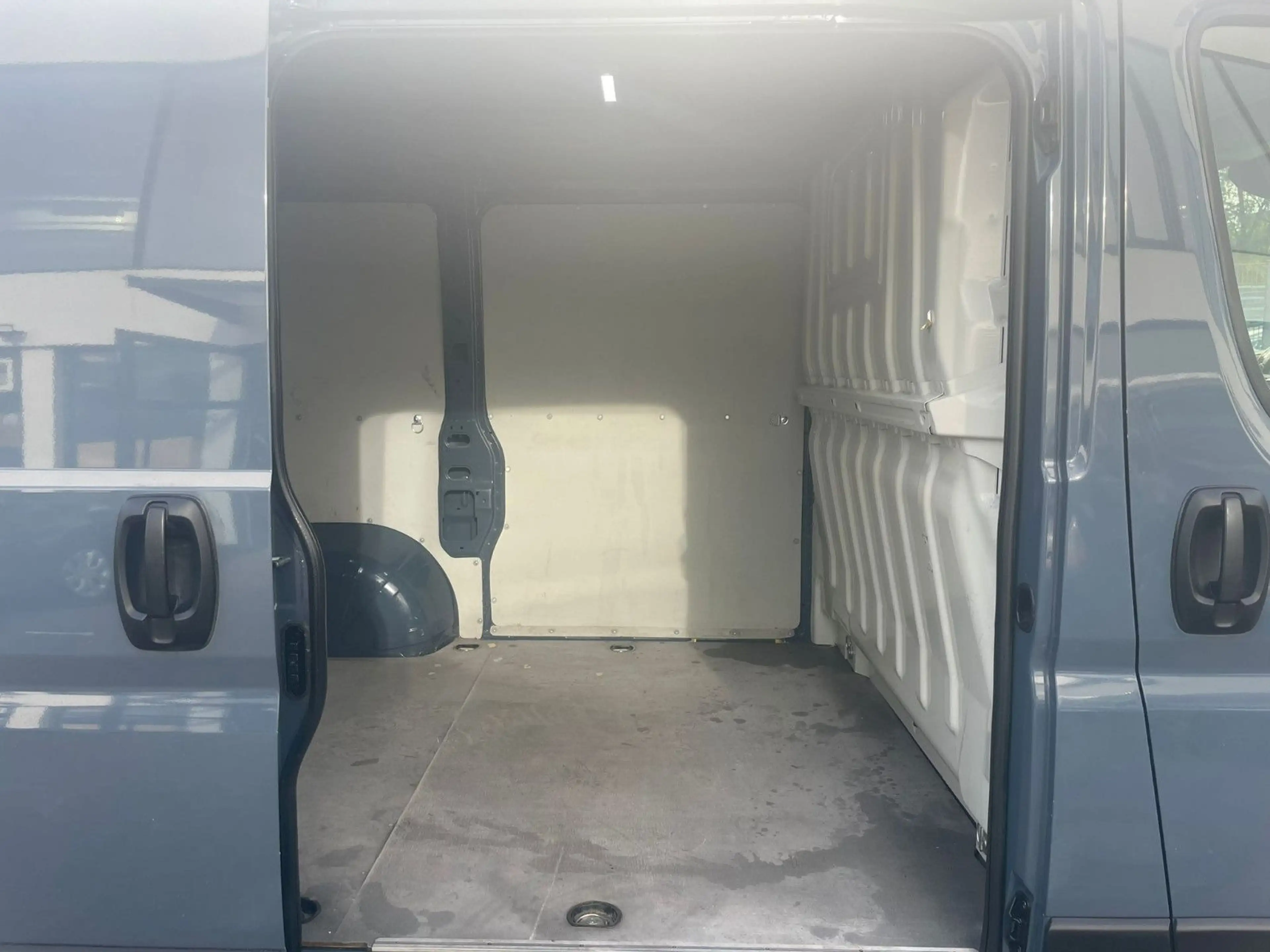 Peugeot Boxer 2.2 HDI Kasten*L1H1*KLIMA*KAMERA*GARANTIE — photo 5