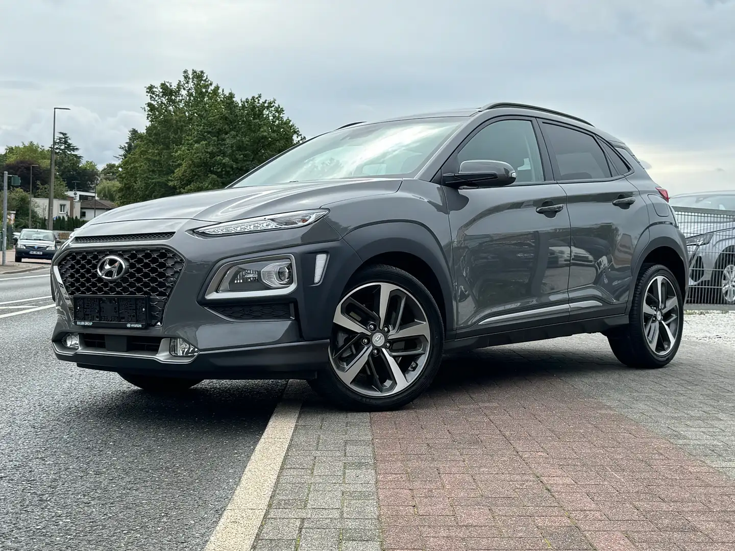 Hyundai KONA Premium 4WD Spur+Totw Schiebedach Rkam HeadUp TOP Gris - 1