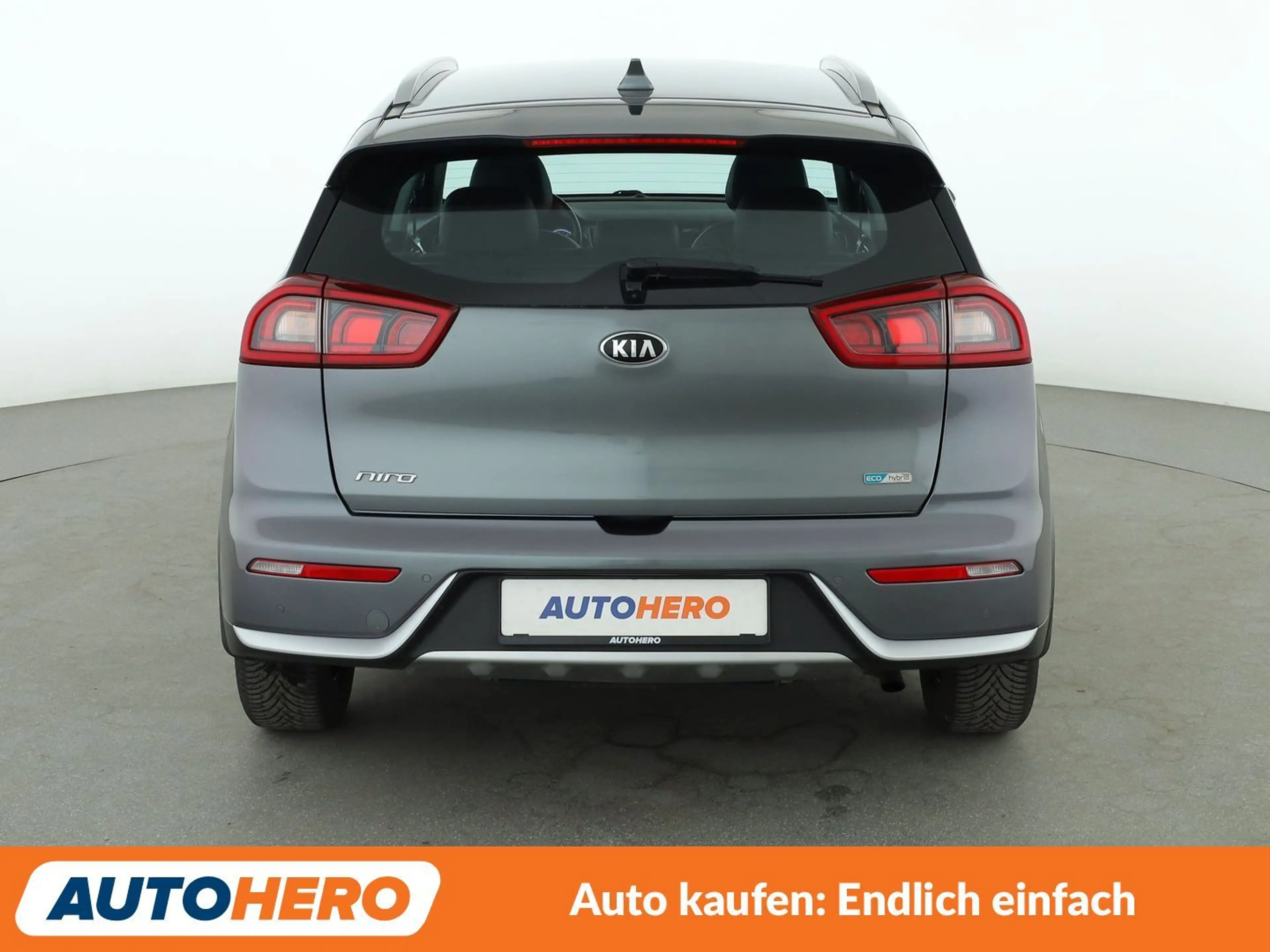 Kia Niro 1.6 Hybrid Vision Aut*NAVI*TEMPO*CAM*PDC* — photo 5