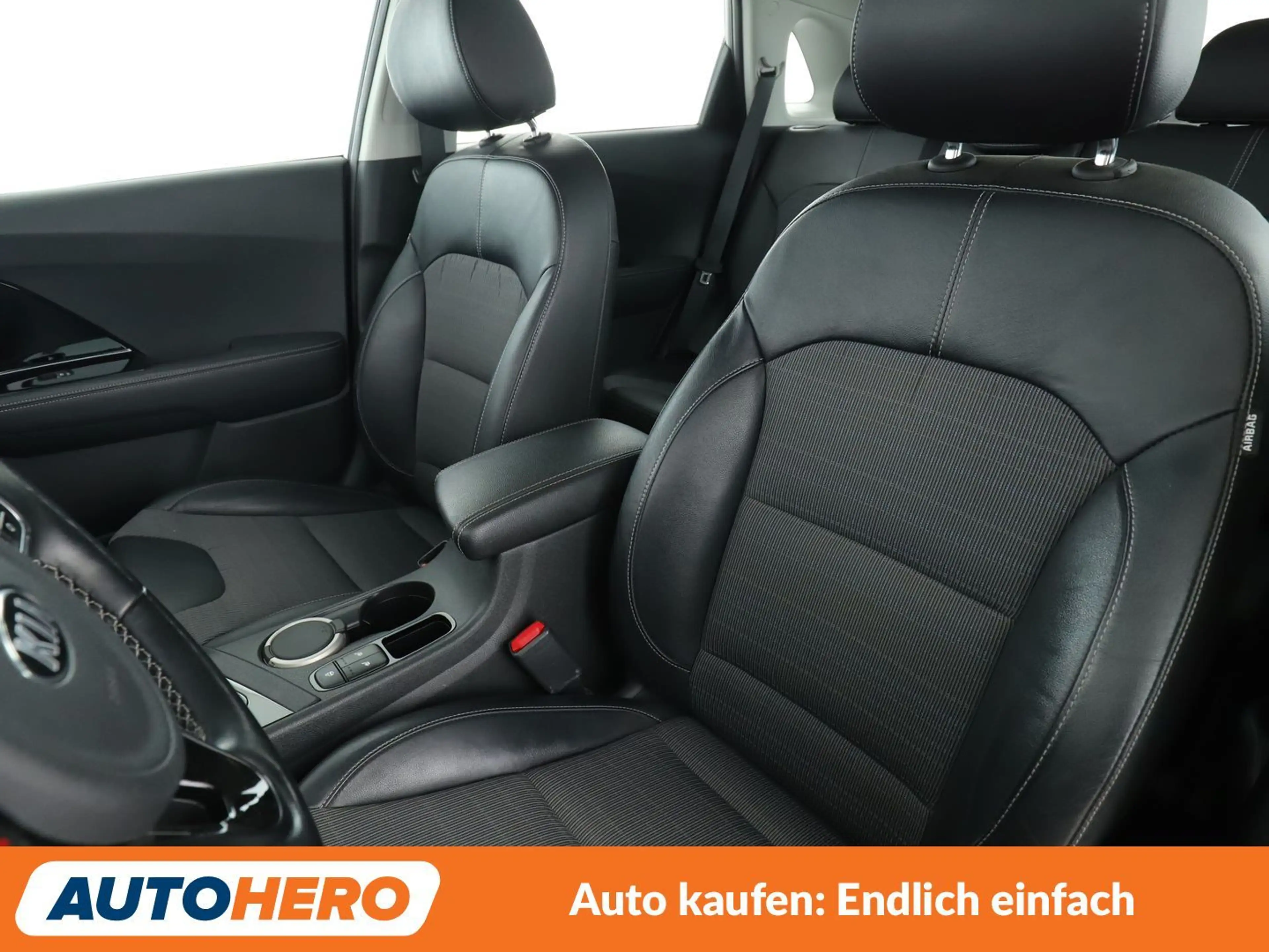 Kia Niro 1.6 Hybrid Vision Aut*NAVI*TEMPO*CAM*PDC* — photo 10