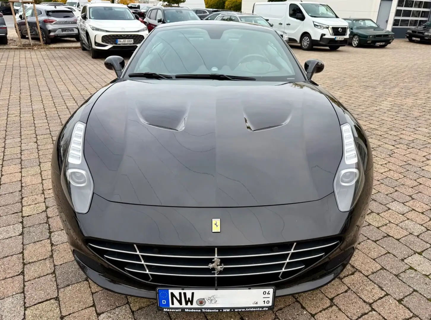 Ferrari California Turbo 3.9 viele Extras , wie neu Schwarz - 1