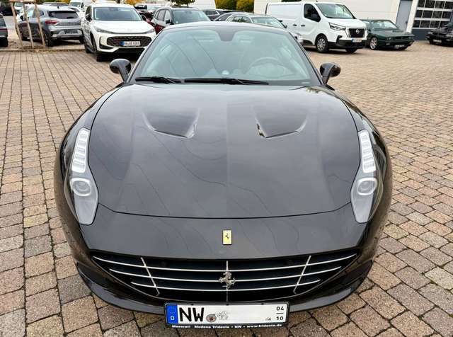 Imagine Ferrari California Turbo 3.9 viele Extras , wie neu