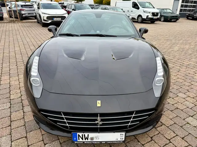 Ferrari California Turbo 3.9 viele Extras , wie neu