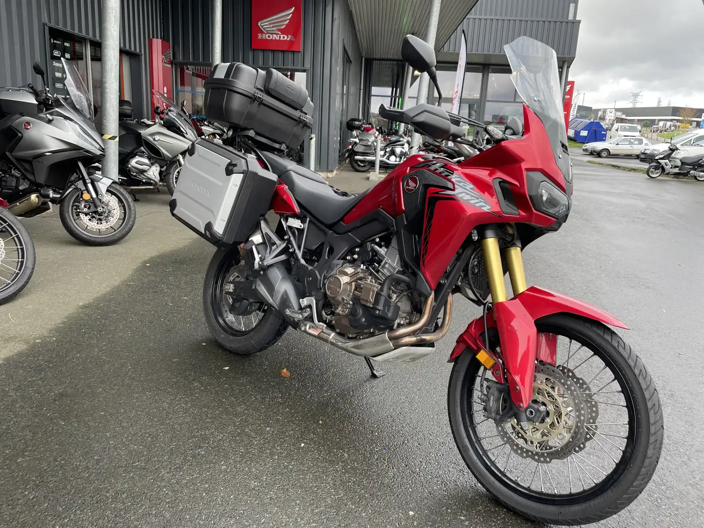 Honda CRF 1000 Rouge - 1